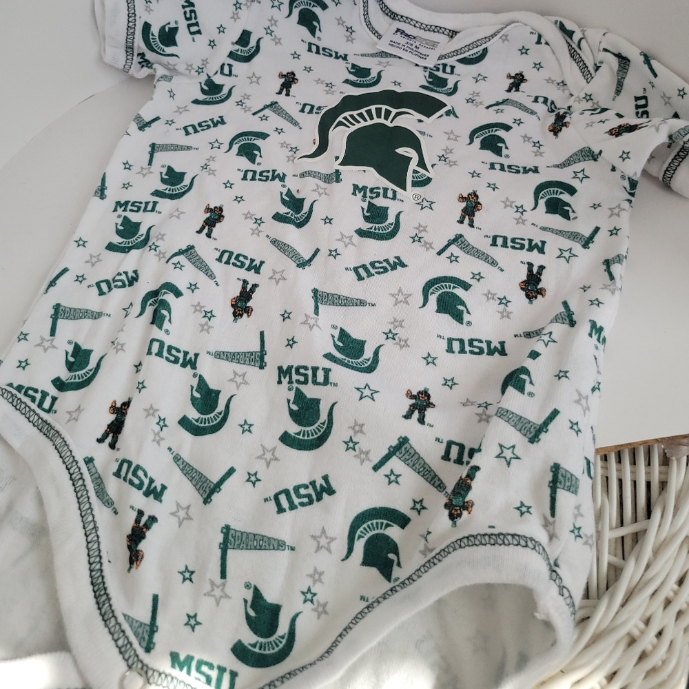 Pro Edge MSU Spartan Romper Onesie Infant Michigan State 3-6 Months